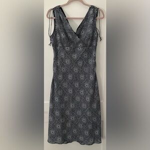 NWT Jessica floral navy blue Patterned Dress size 8P